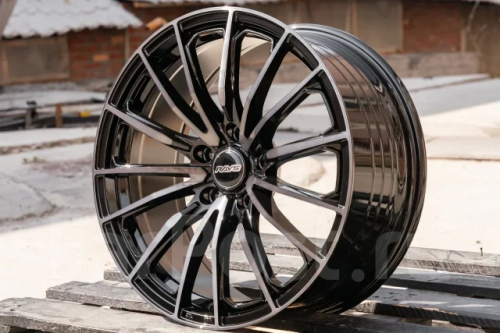 Диск литой REPLICA NO MODEL 8J18 PCD5*114,3 ET35 DIA73,1 Цвет (135661803)