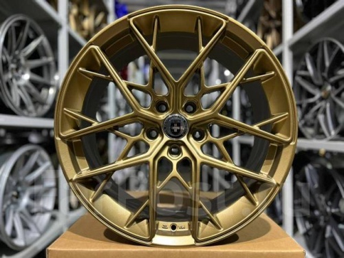 Диск литой REPLICA HRE 8,5J19 PCD5*114,3 ET35 DIA73,1 Цвет (125119040)