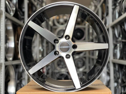 Диск литой REPLICA VOSSEN 7,5J17 PCD5*114,3 ET33 DIA73,1 Цвет (84052656)