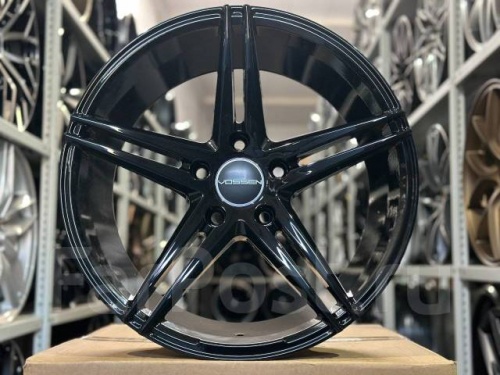 Диск литой REPLICA VOSSEN 7,5J17 PCD5*114,3 ET35 DIA73,1 Цвет (117300296)