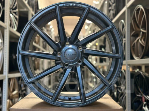 Диск литой REPLICA VOSSEN 8J18 PCD5*114,3 ET35 DIA73,1 Цвет (118383136)
