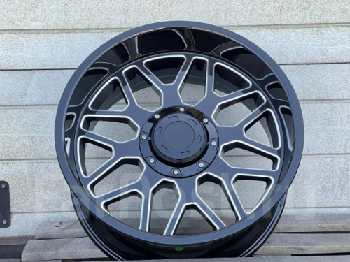 Диск литой REPLICA NO MODEL 10J20 PCD6*135/139,7 ET-24 DIA110,1 Цвет (128884228)