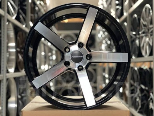 Диск литой REPLICA VOSSEN 8,5J18 PCD5*114,3 ET35 DIA73,1 Цвет (89099620)