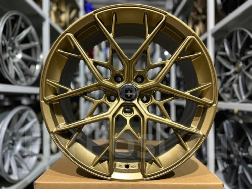 Диск литой REPLICA HRE 8,5J19 PCD5*114,3 ET35 DIA73,1 Цвет (125119040)