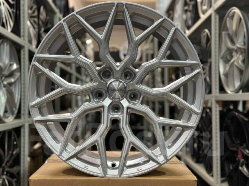 Диск литой REPLICA VOSSEN 8,5J19 PCD5*114,3 ET35 DIA73,1 Цвет (118608078)