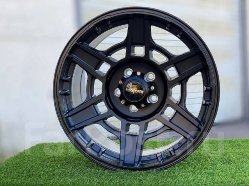 Диск литой REPLICA ROTIFORM 8,5J17 PCD5*114,3 ET15 DIA73,1 Цвет (132594314)