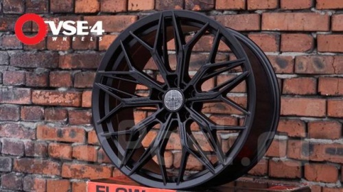 Диск литой REPLICA NO MODEL 8,5J18 PCD5*114,3 ET35 DIA73,1 Цвет (133221007)