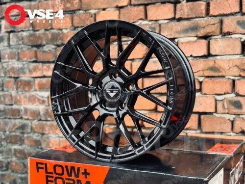 Диск литой REPLICA VORSTEINER 7J15 PCD4*100 ET35 DIA73,1 Цвет (130689490)