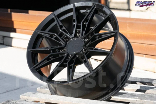 Диск литой REPLICA NO MODEL 8,5J18 PCD6*139,7 ET20 DIA106,1 Цвет (125046709)