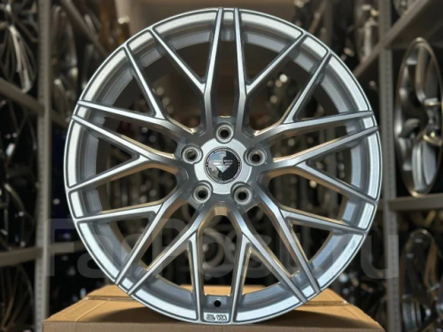 Диск литой REPLICA VORSTEINER 8,5J19 PCD5*114,3 ET35 DIA73,1 Цвет (93703902)