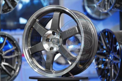 Диск литой REPLICA RAYS 8J18 PCD5*114,3 ET38 DIA73,1 Цвет (129861327)