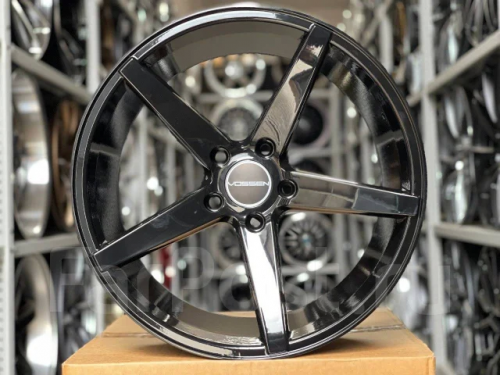 Диск литой REPLICA VOSSEN 7,5J17 PCD5*114,3 ET33 DIA73,1 Цвет (64993834)