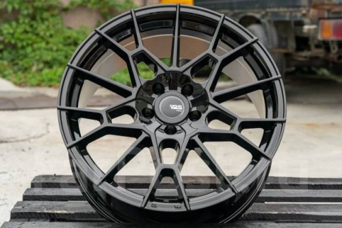 Диск литой REPLICA NO MODEL 8,5J19 PCD5*114,3 ET35 DIA73,1 Цвет (129884248)