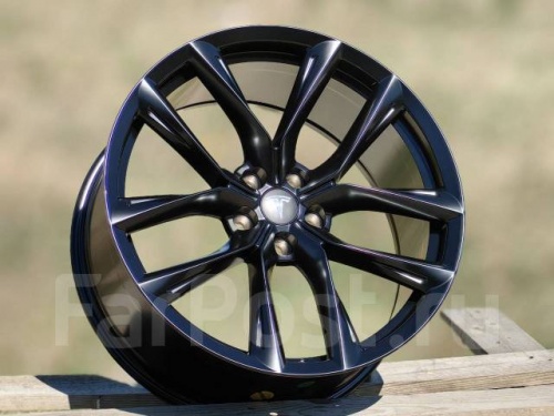 Диск литой REPLICA TESLA 8,5J20 PCD5*120 ET35 DIA64,1 Цвет (130818755)